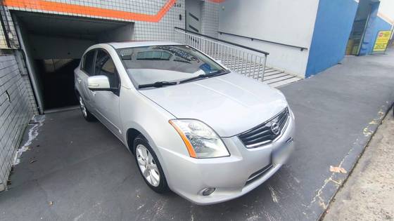 NISSAN SENTRA 2.0 SL 16V FLEX 4P AUTOMÁTICO NISSAN SENTRA 2.0 SL 16V FLEX 4P AUTOMÁTICO